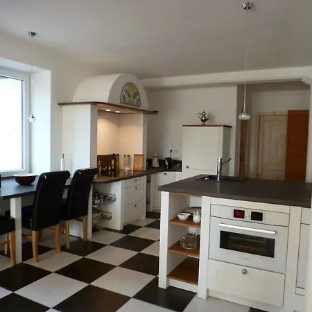 Rossenhof Apartment *